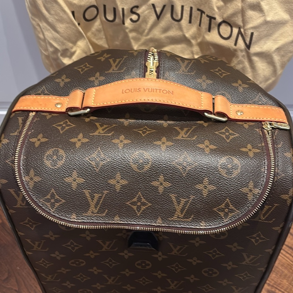 Louis Vuitton Monogram Eole 50 - Picture 9 of 16